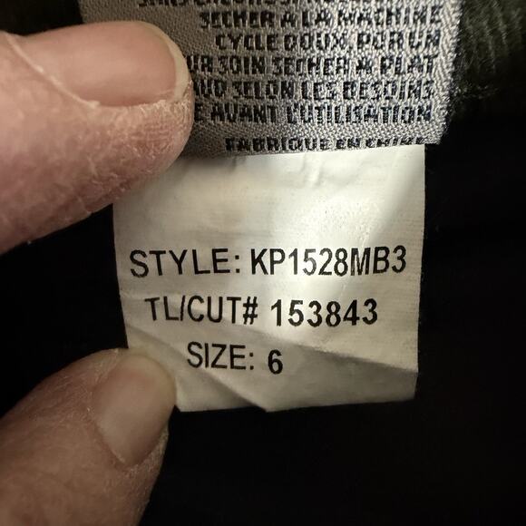 Kut From The Kloth Corduroys Womens Ana High Rise Fab Ab Flare Green Sz 6 Hippie - Picture 11 of 11